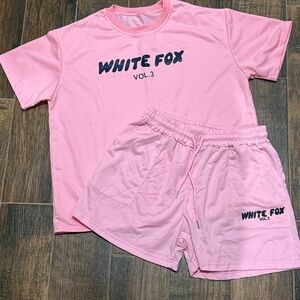 Offstage Oversized Tee and Lounge Shorts in Posy Pink - size small